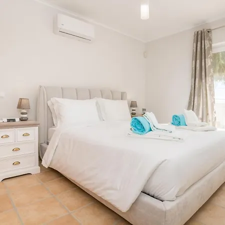 Hotel Modern Ocean-view Townhouse 4*