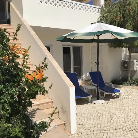 Modern Ocean-view Townhouse Hotel 4*