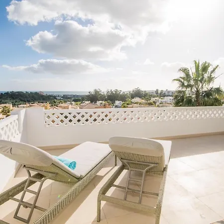 Modern Ocean-view Townhouse 4*