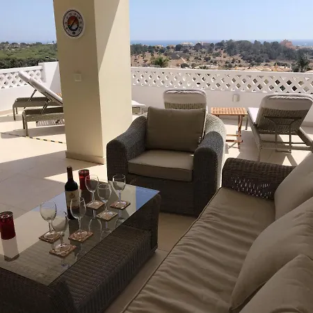 Modern Ocean-view Townhouse מלון 4*